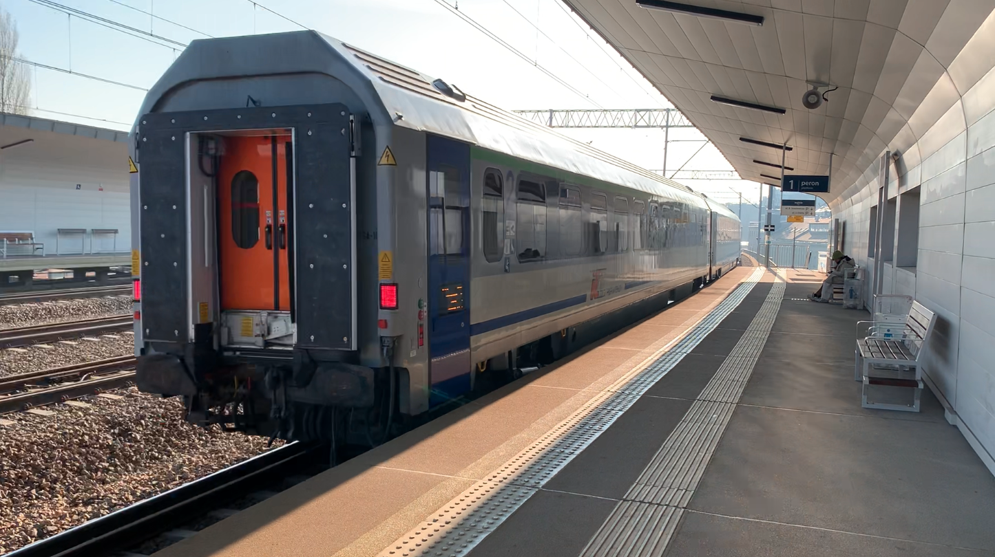 Passenger wagons of UIC-Z standard. 2024.