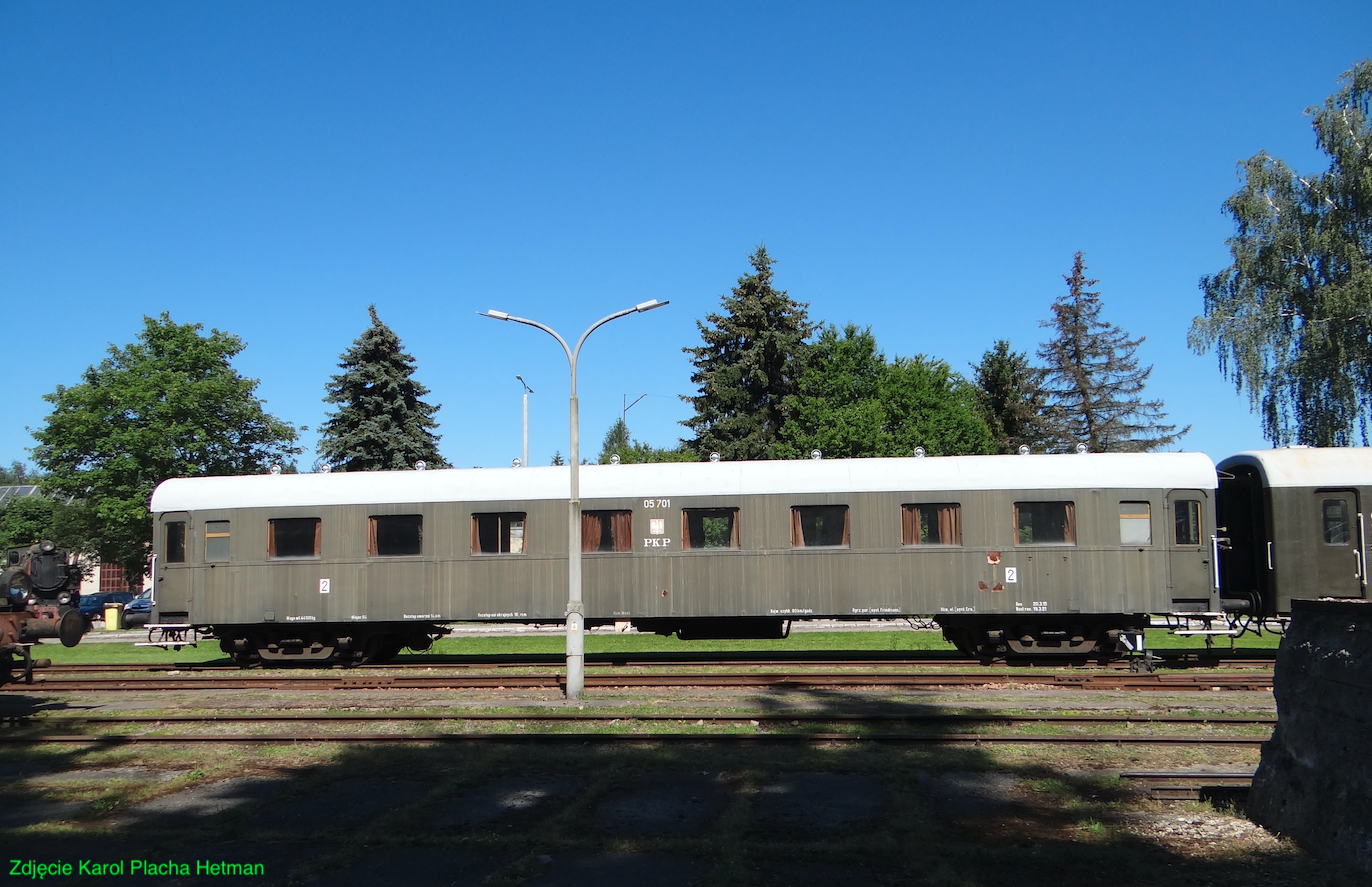 Passenger wagons type Bhuxz, no. 05 701. 2023.