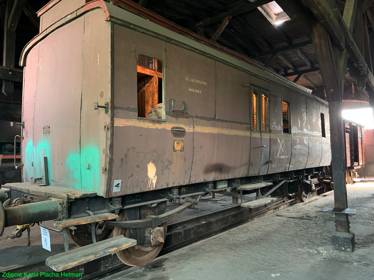 Mail wagon in Jaworzyna Śląska. 2023.