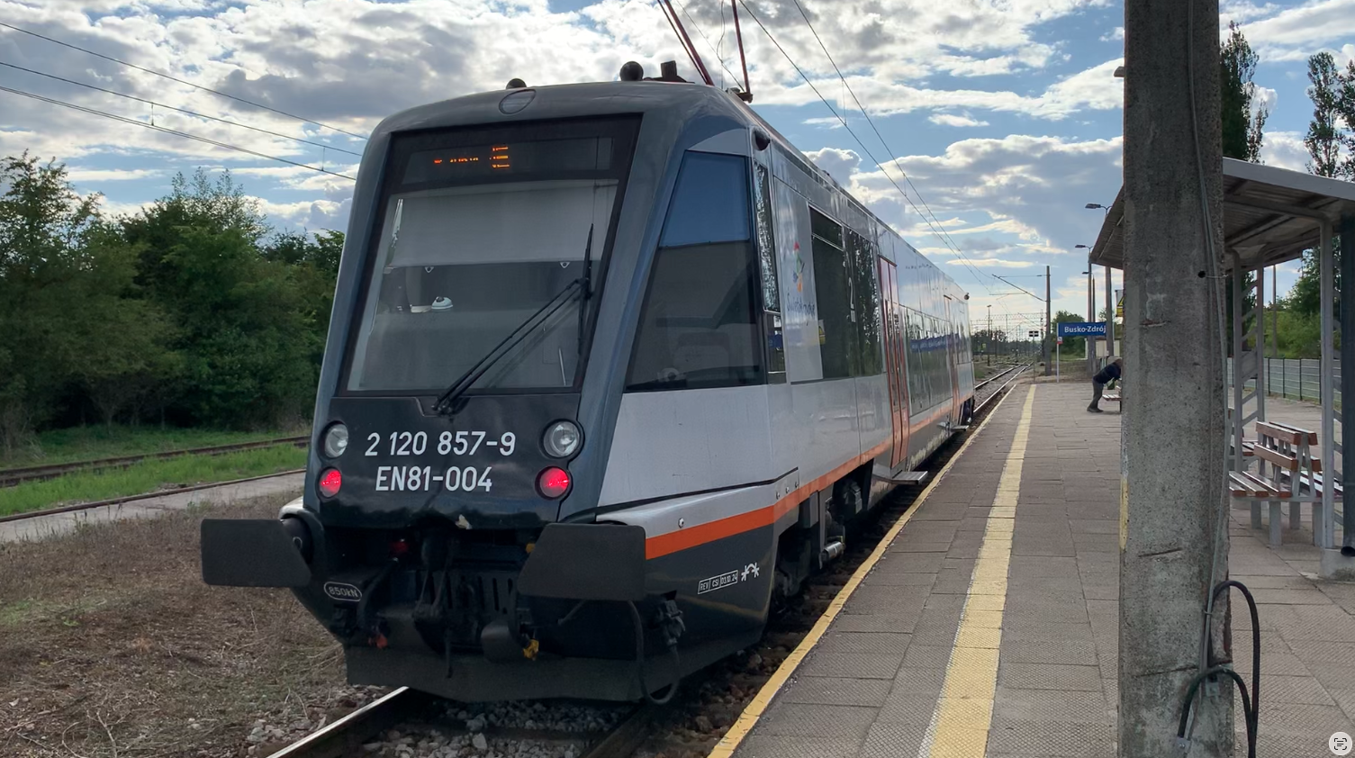 Wagon silnikowy PESA EN81-004. 2026r.